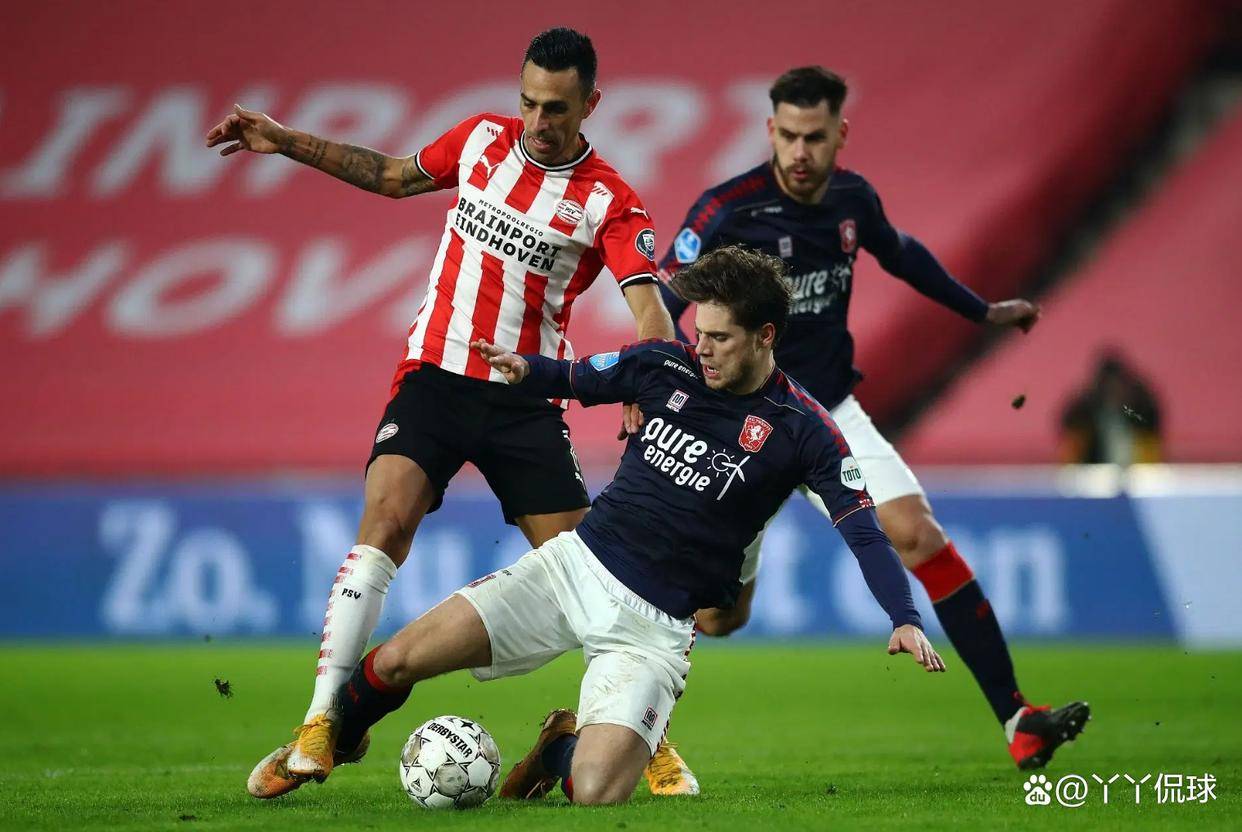 aiyouxi-关于集结日埃因霍温远射贴柱：荷甲节点到来，气氛紧张，年轻球员得到机会的信息